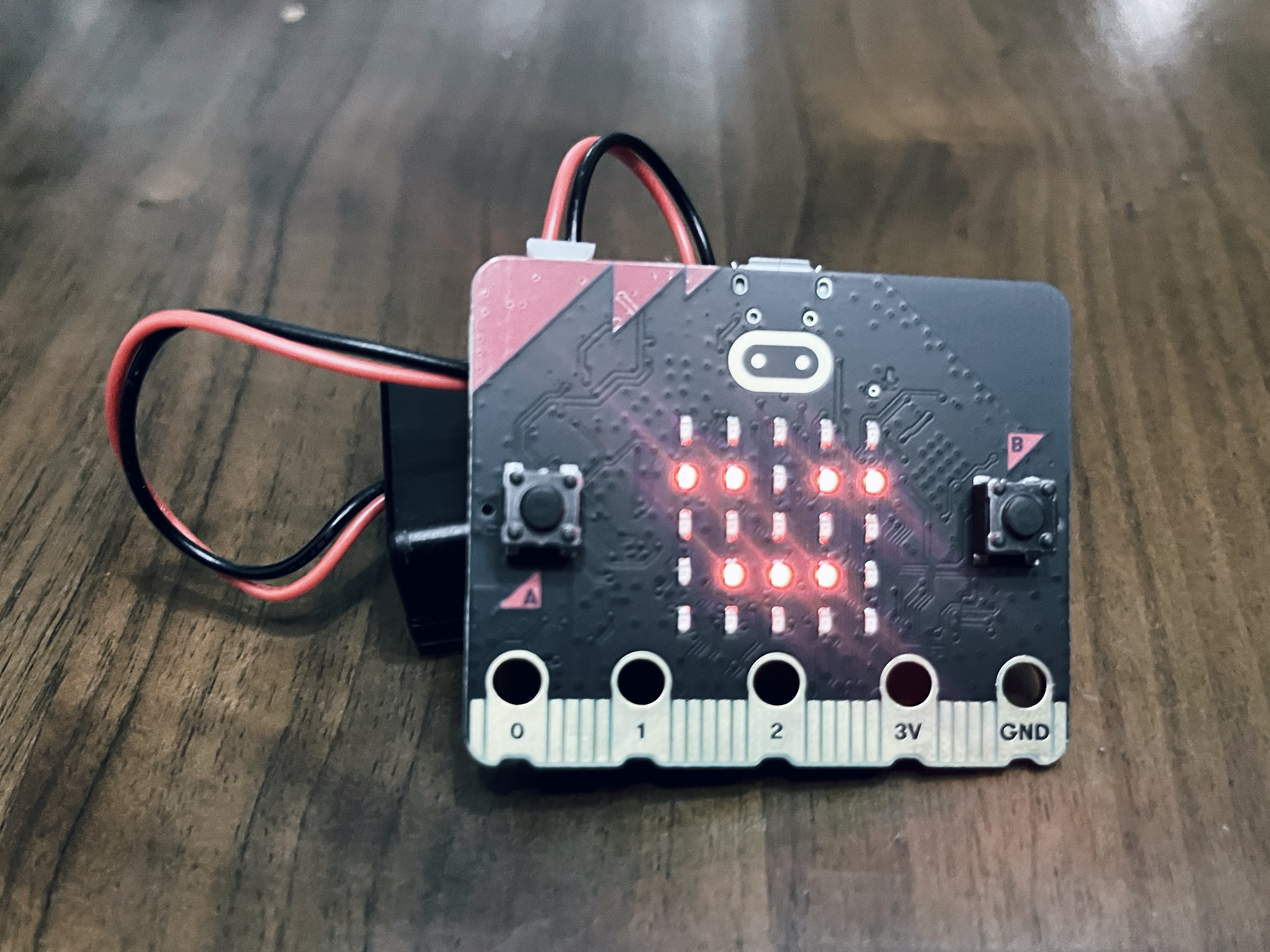 BBC micro:bit V2